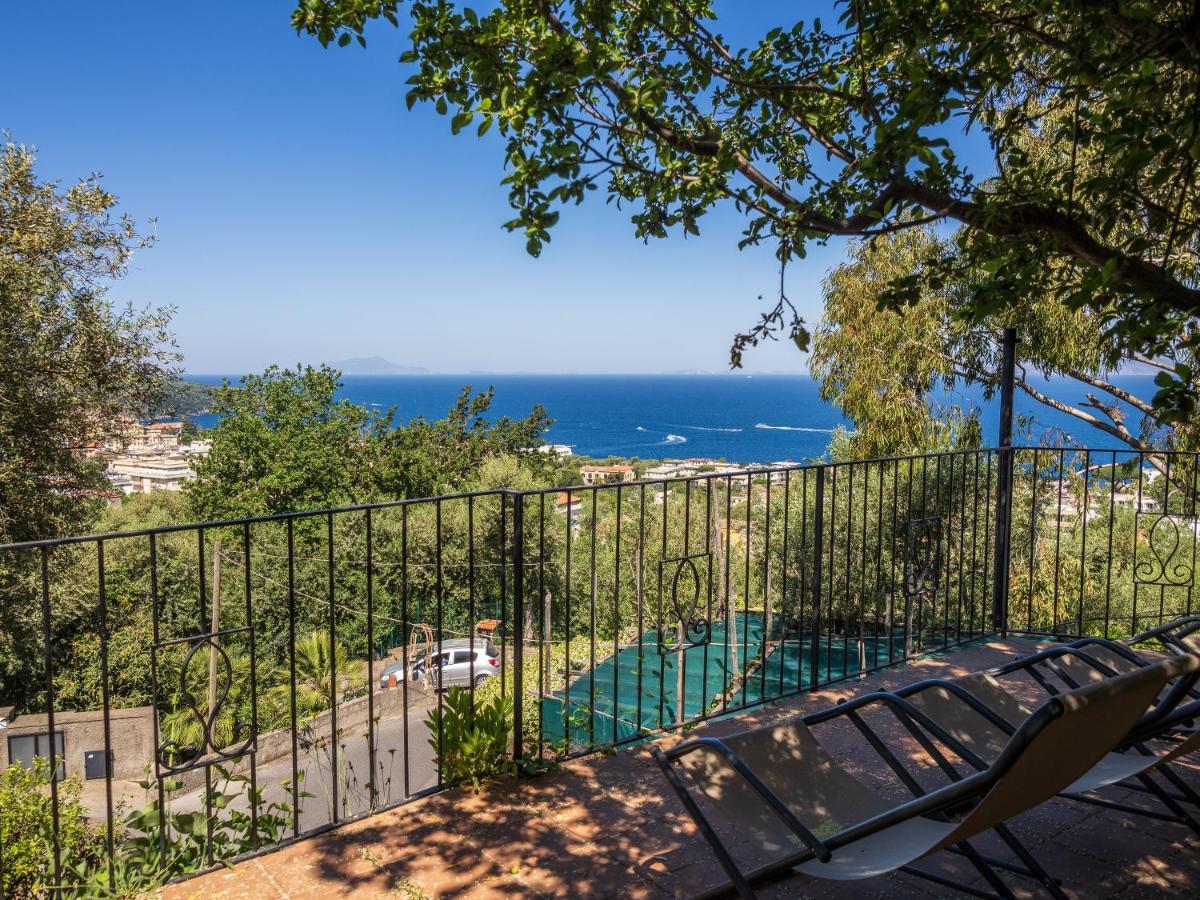 Ulivi Apt Villa Sorrento Bagian luar foto